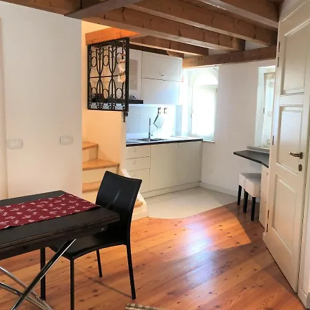 Calle Lunga Apartment